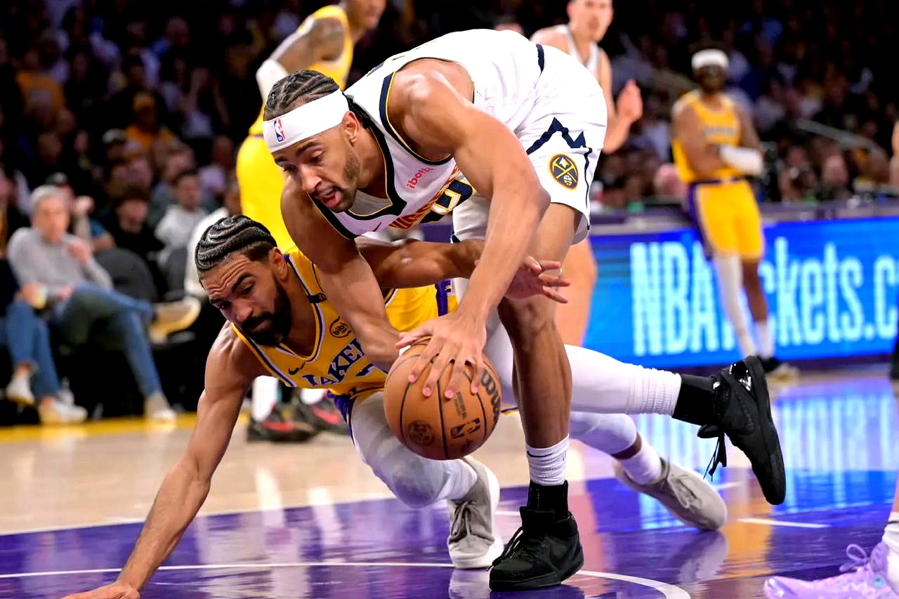 关于詹姆斯巅峰对决，凯恩与90激战湖人分钟，战术调整胜负难料！的信息