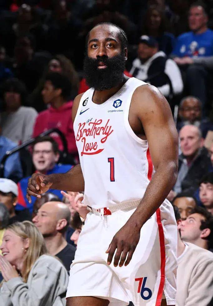 哈登新星高光表现表现惊艳，加拿大队未来可期！的简单介绍