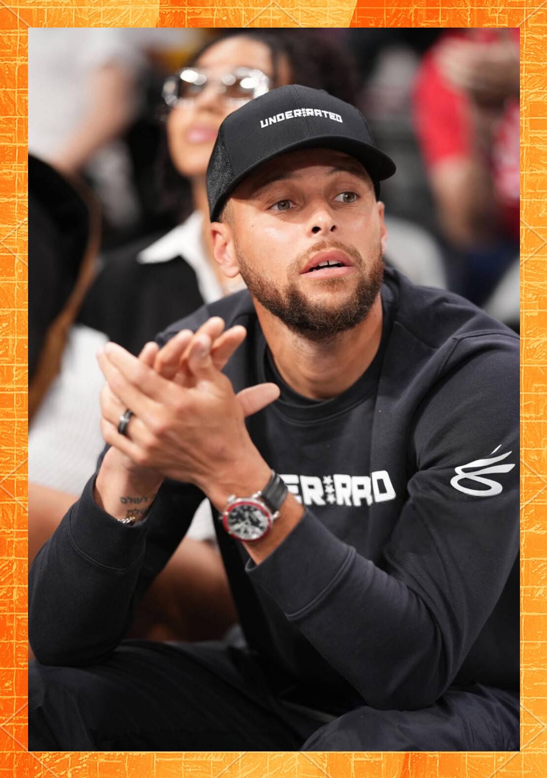 包含库里连续五场比赛得分超过势不可挡,瑞士队挑战极限!的词条 包含库里连续五场比赛得分超过势不可挡,瑞士队挑战极限!的词条